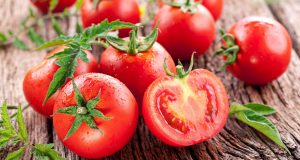 Trình Dược viên chỉ ra 7 công dụng tuyệt vời của cà chua đối với sức khỏe