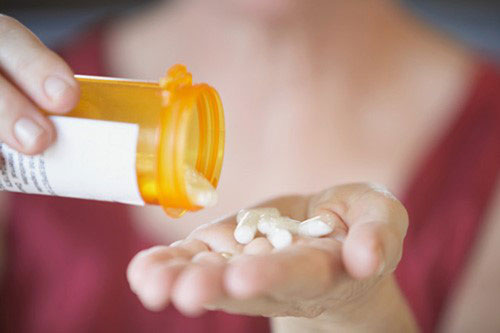 Lạm dụng thuốc kháng sinh làm tăng nguy cơ gấy sỏi thận