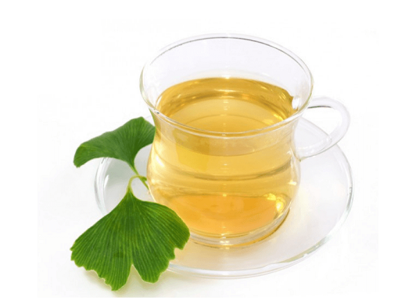 <center><em>Uống 1 - 2 ly trà lá Bạch quả mỗi ngày sẽ giúp chống tình trạng căng thẳng, stress</em></center>